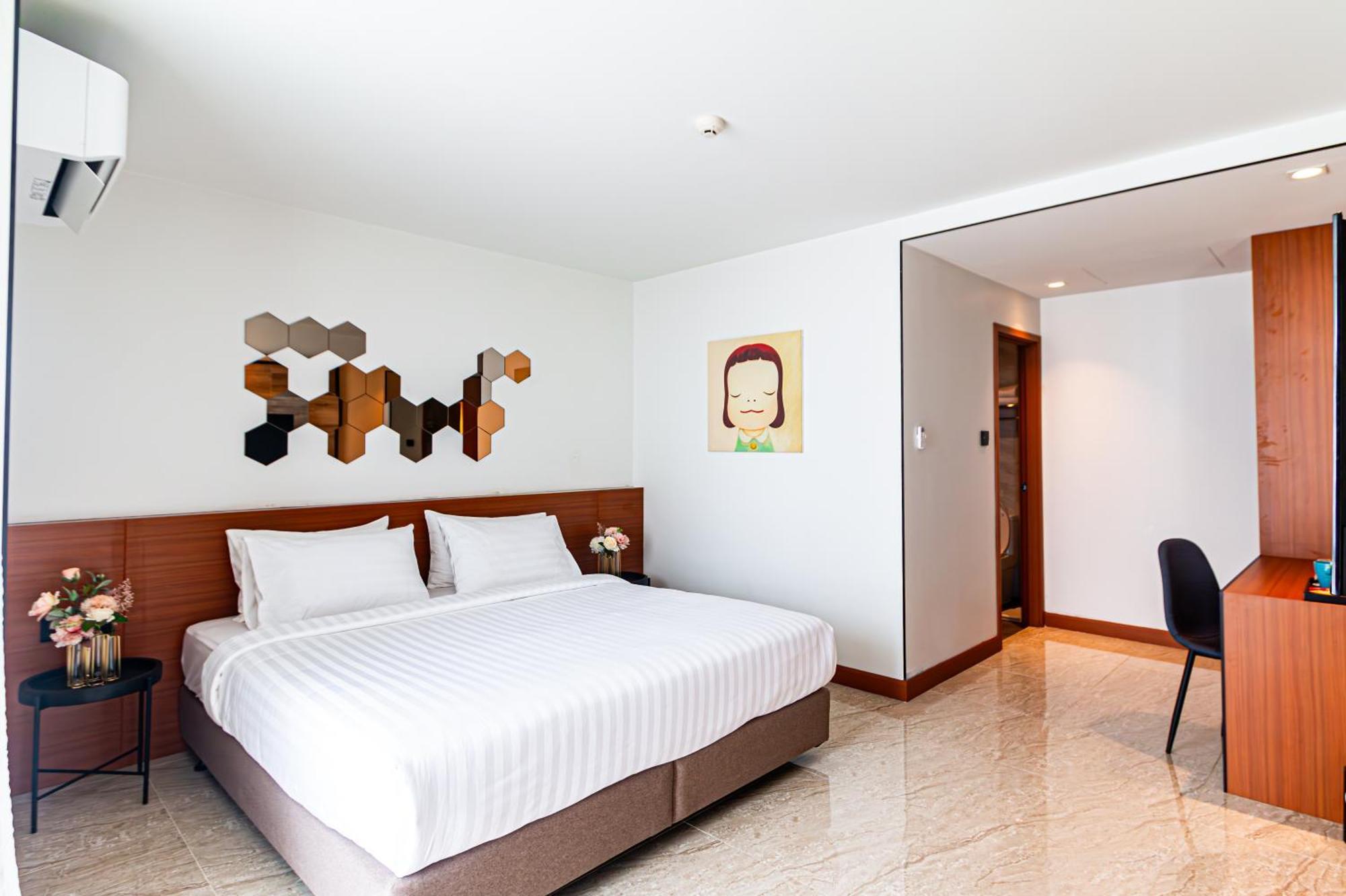 Standard King Room